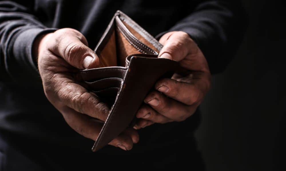 dirty-leather-wallet