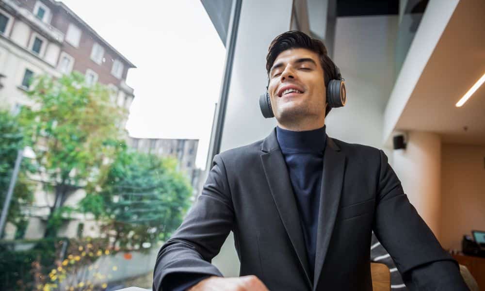 man-noise-canceling-headphones